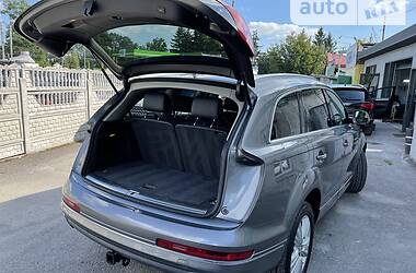 Внедорожник / Кроссовер Audi Q7 2011 в 