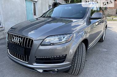 Внедорожник / Кроссовер Audi Q7 2011 в 