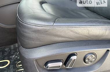 Внедорожник / Кроссовер Audi Q7 2011 в 