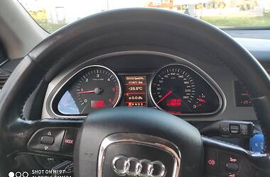 Внедорожник / Кроссовер Audi Q7 2007 в 
