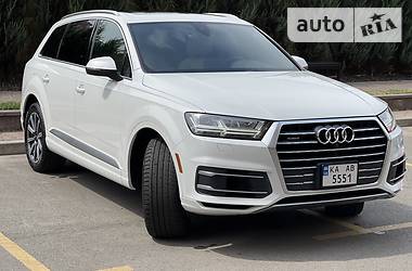 Позашляховик / Кросовер Audi Q7 2016 в Києві