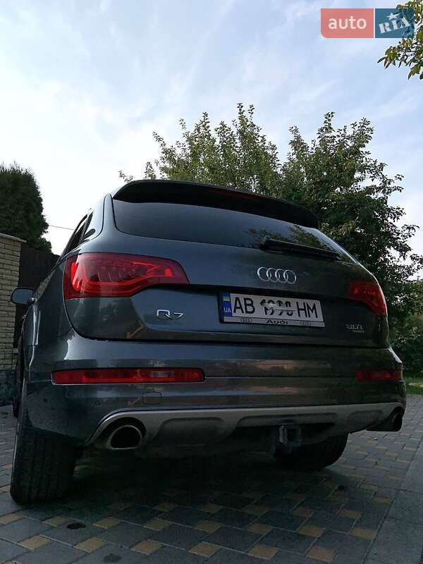 Внедорожник / Кроссовер Audi Q7 2015 в Гайсине