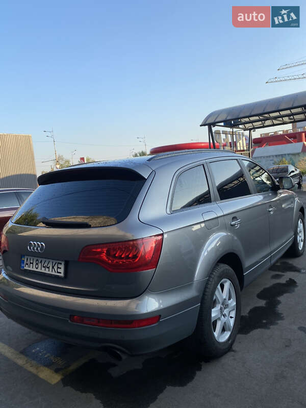 Внедорожник / Кроссовер Audi Q7 2012 в Днепре