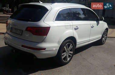 Внедорожник / Кроссовер Audi Q7 2013 в Полтаве