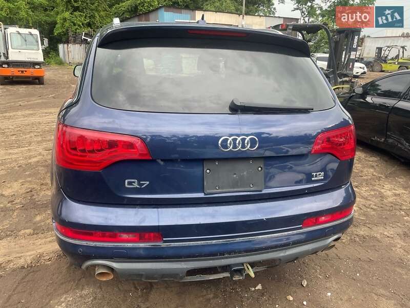 Внедорожник / Кроссовер Audi Q7 2012 в Харькове