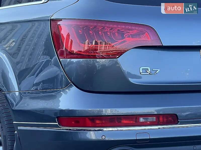 Позашляховик / Кросовер Audi Q7 2014 в Черкасах