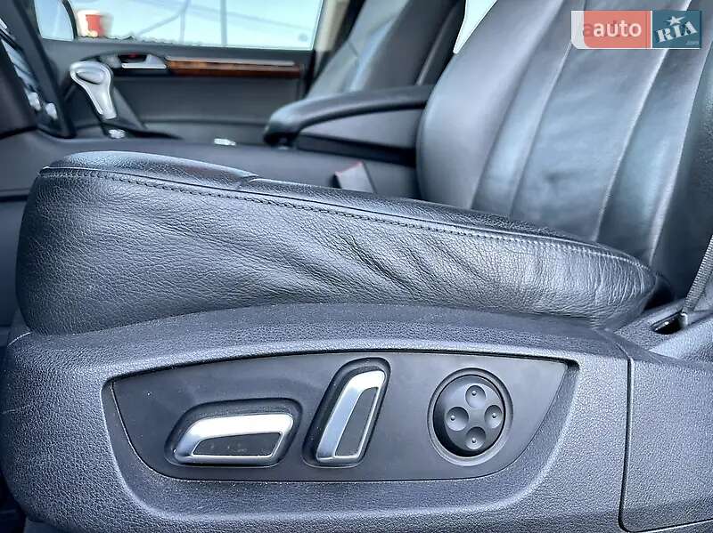 Позашляховик / Кросовер Audi Q7 2014 в Черкасах
