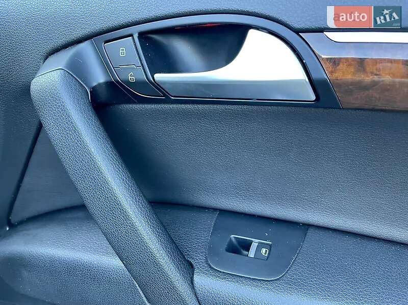 Позашляховик / Кросовер Audi Q7 2014 в Черкасах