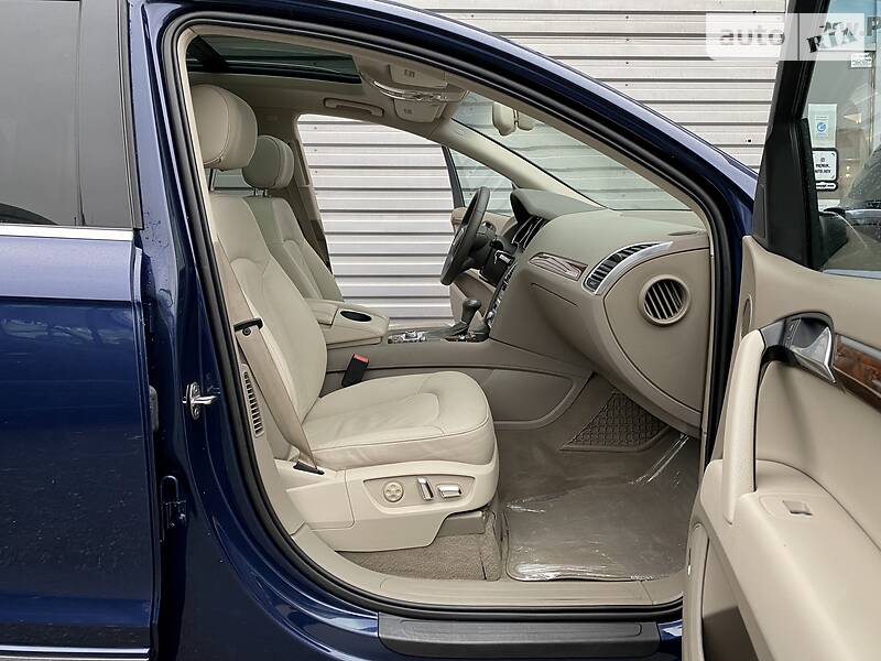 Внедорожник / Кроссовер Audi Q7 2012 в Киеве