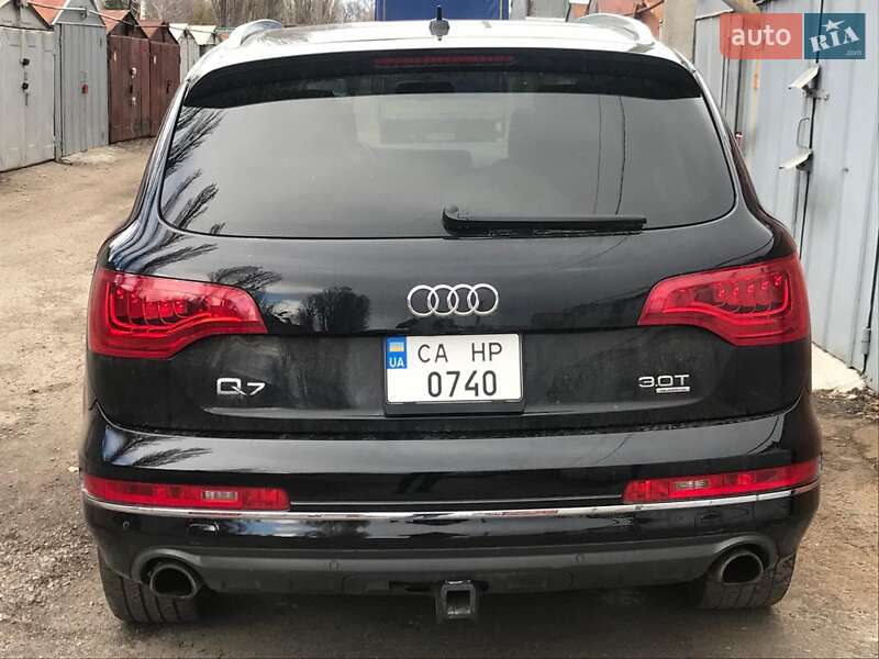 Позашляховик / Кросовер Audi Q7 2015 в Черкасах