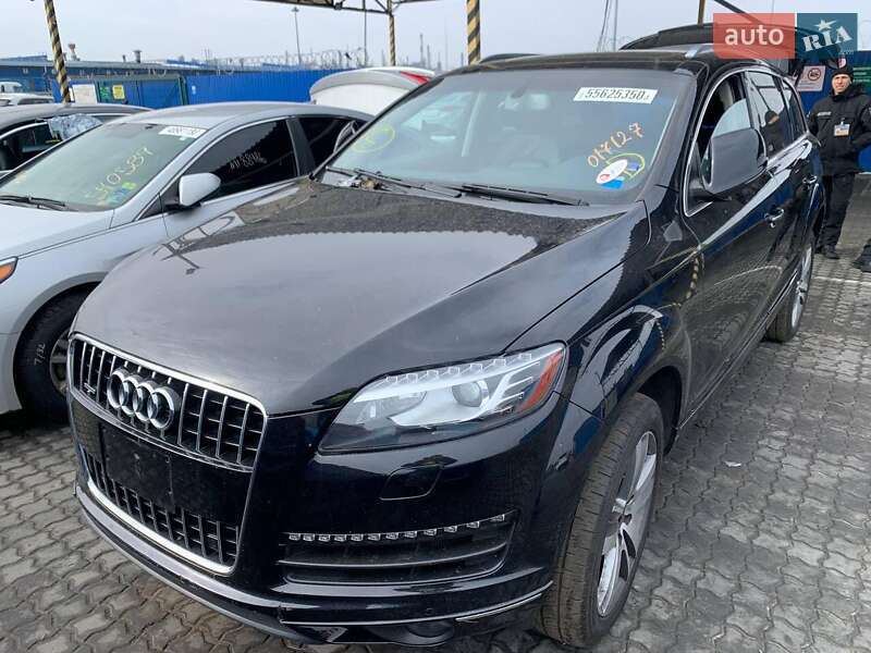 Позашляховик / Кросовер Audi Q7 2015 в Черкасах
