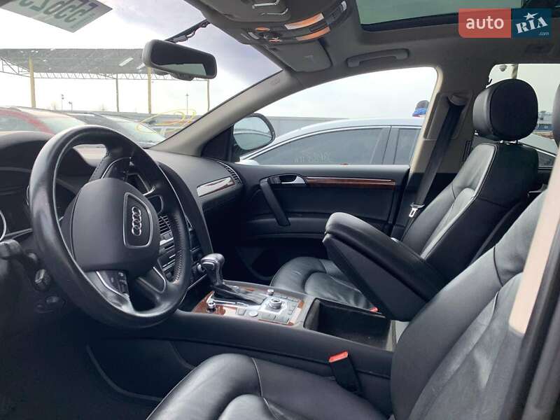 Позашляховик / Кросовер Audi Q7 2015 в Черкасах