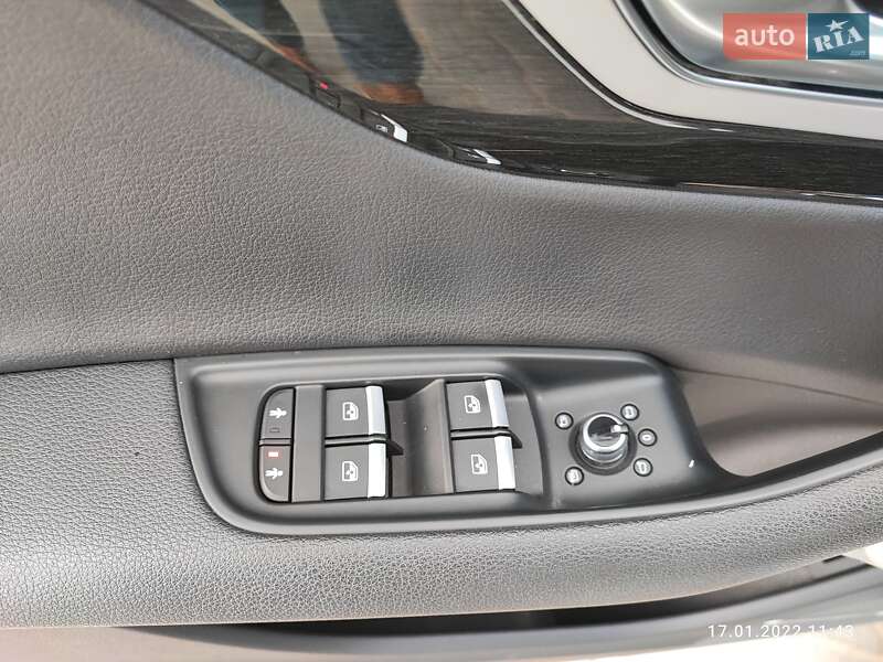 Позашляховик / Кросовер Audi Q7 2018 в Одесі