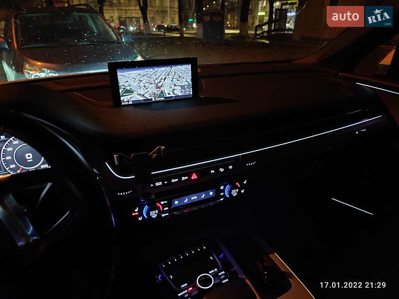 Позашляховик / Кросовер Audi Q7 2018 в Одесі