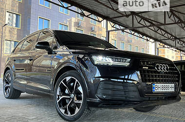 Внедорожник / Кроссовер Audi Q7 2015 в Одессе