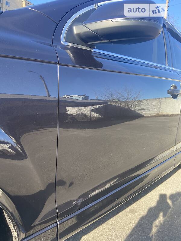 Універсал Audi Q7 2011 в Києві