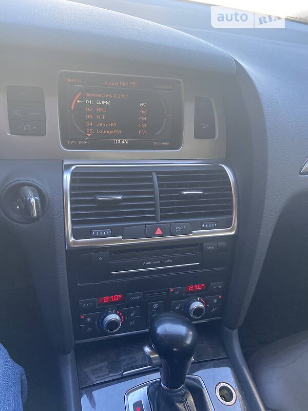 Універсал Audi Q7 2011 в Києві