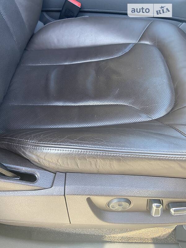 Універсал Audi Q7 2011 в Києві