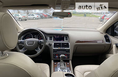 Позашляховик / Кросовер Audi Q7 2012 в Черкасах