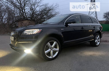 Позашляховик / Кросовер Audi Q7 2012 в Києві