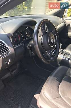 Внедорожник / Кроссовер Audi Q7 2013 в 