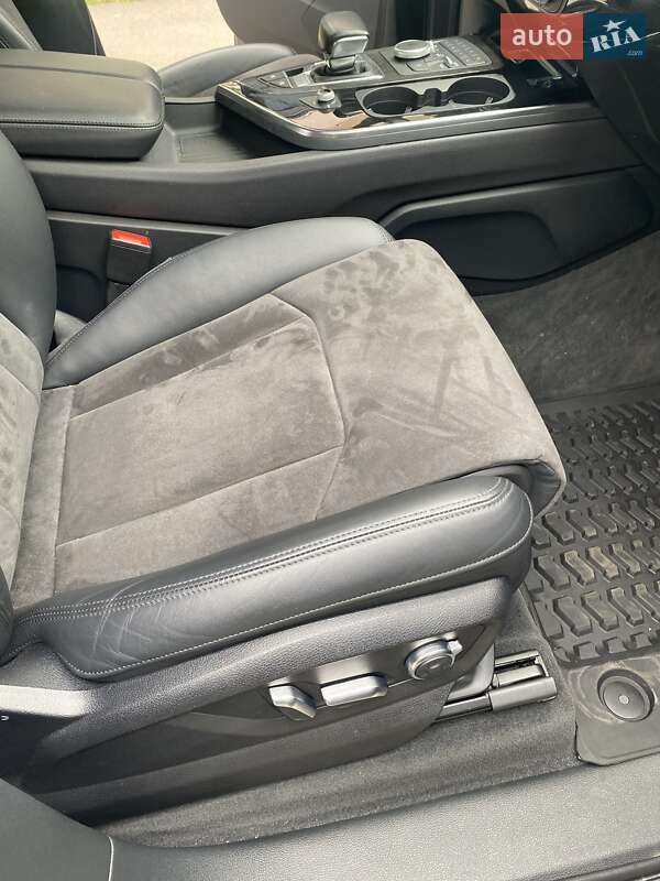 Позашляховик / Кросовер Audi Q7 2017 в Харкові фото 16 Позашляховик / Кросовер Audi Q7 2017 в Харкові