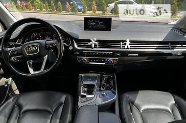Внедорожник / Кроссовер Audi Q7 2015 в Виннице