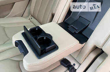 Внедорожник / Кроссовер Audi Q7 2017 в 