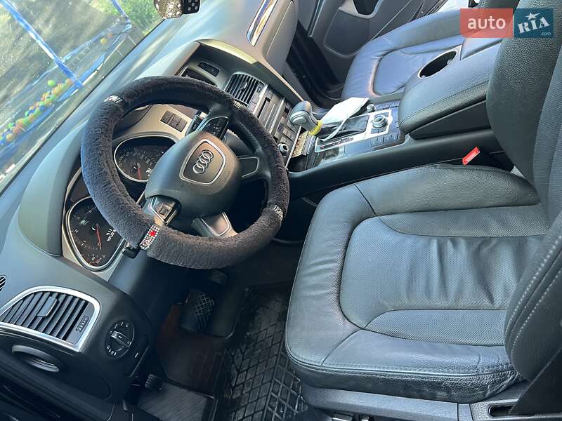 Внедорожник / Кроссовер Audi Q7 2013 в Ровно