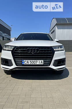 Внедорожник / Кроссовер Audi Q7 2017 в Черкассах