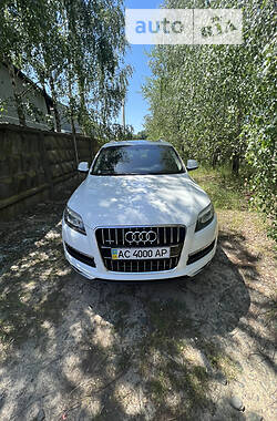 Внедорожник / Кроссовер Audi Q7 2014 в Луцке