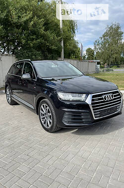 Audi Q7 2016