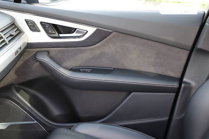 Позашляховик / Кросовер Audi Q7 2018 в Дрогобичі