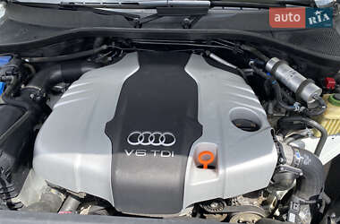 Внедорожник / Кроссовер Audi Q7 2013 в 