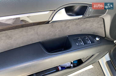 Внедорожник / Кроссовер Audi Q7 2013 в 