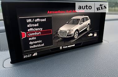 Позашляховик / Кросовер Audi Q7 2017 в 