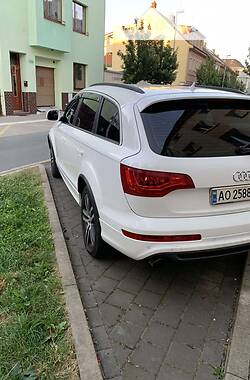 Внедорожник / Кроссовер Audi Q7 2009 в Тячеве