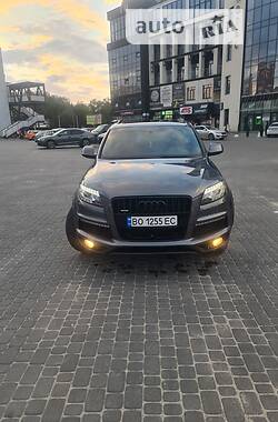 Внедорожник / Кроссовер Audi Q7 2014 в Тернополе