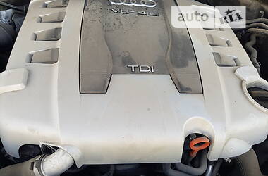 Позашляховик / Кросовер Audi Q7 2009 в 