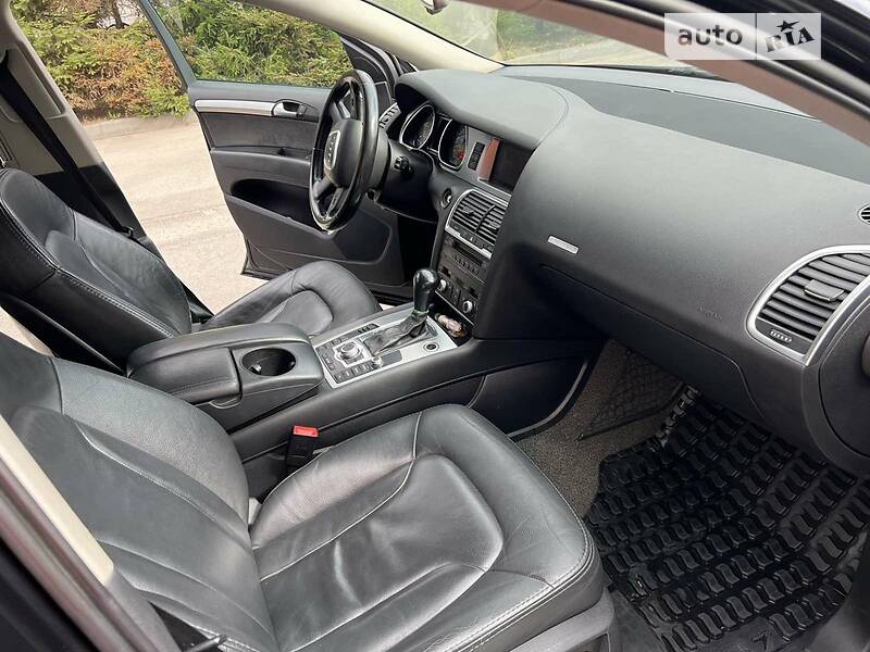 Внедорожник / Кроссовер Audi Q7 2007 в Тернополе