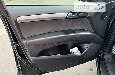 Позашляховик / Кросовер Audi Q7 2007 в 