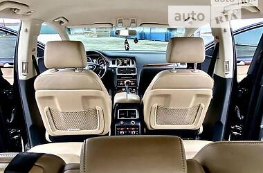 Внедорожник / Кроссовер Audi Q7 2011 в 