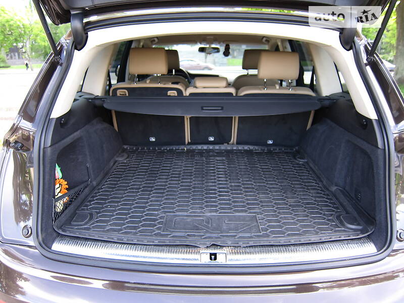 Позашляховик / Кросовер Audi Q7 2014 в Дніпрі