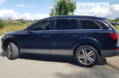 Внедорожник / Кроссовер Audi Q7 2013 в Городке