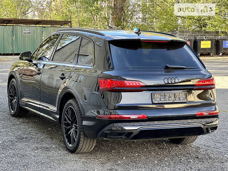 Внедорожник / Кроссовер Audi Q7 2021 в Киеве фото 9 Внедорожник / Кроссовер Audi Q7 2021 в Киеве