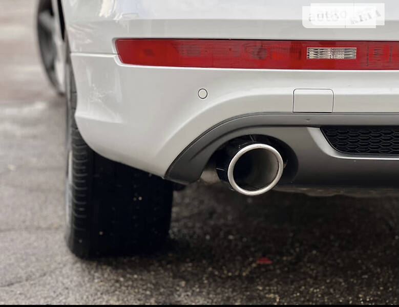Позашляховик / Кросовер Audi Q7 2012 в Бердичеві