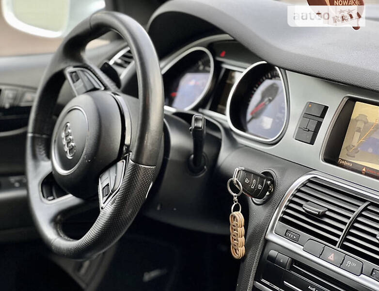 Позашляховик / Кросовер Audi Q7 2012 в Бердичеві