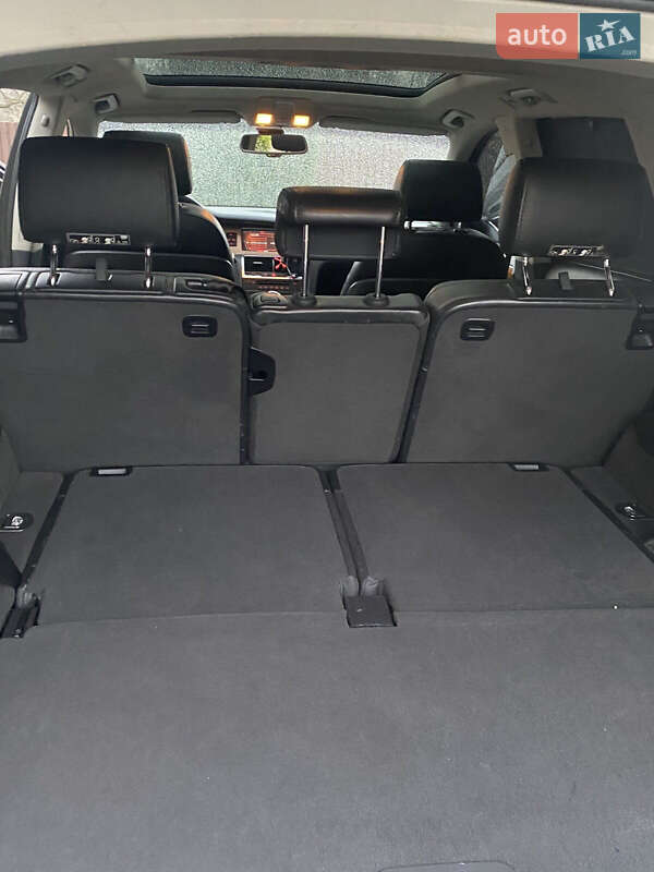 Позашляховик / Кросовер Audi Q7 2006 в Хусті