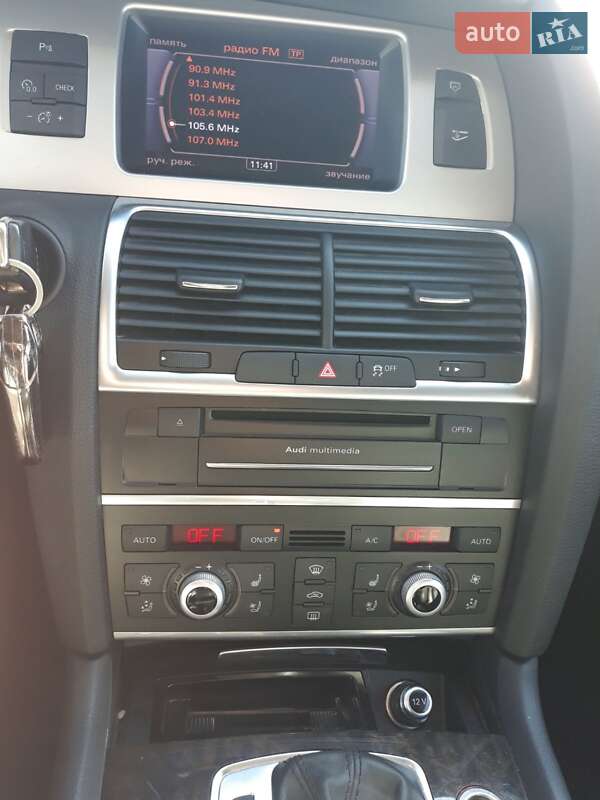 Внедорожник / Кроссовер Audi Q7 2013 в Сумах