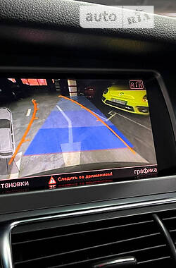 Внедорожник / Кроссовер Audi Q7 2010 в 